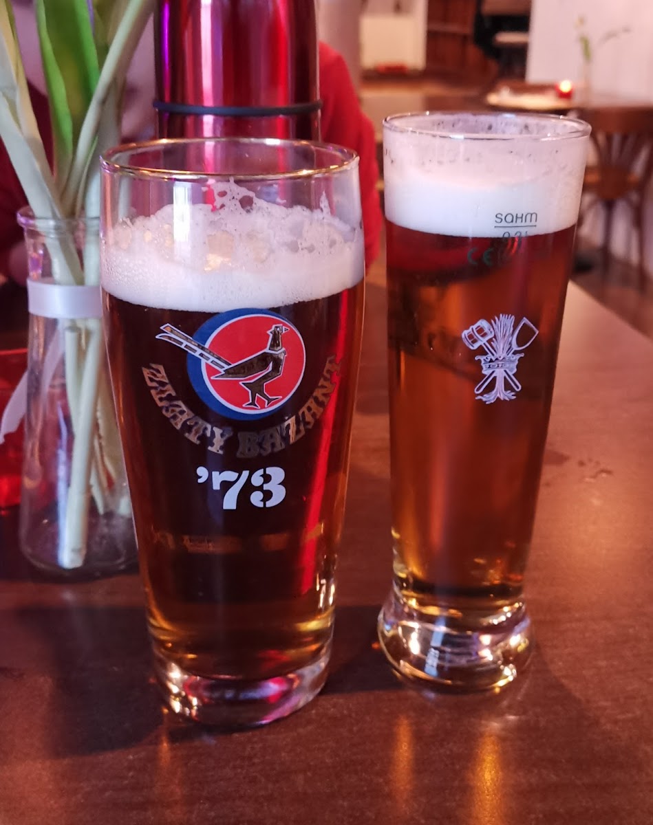 Le Petit Cafe & Restaurant-4